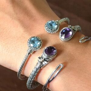 Handcrafted 925 Sterling Silver Blue Topaz Bali-style Cuff Bracelet 15.5 grams🩵